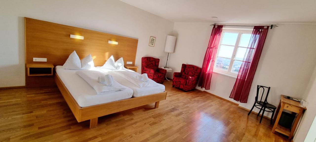 Wirtshaus Leindl Hotel Krems an der Donau Bagian luar foto